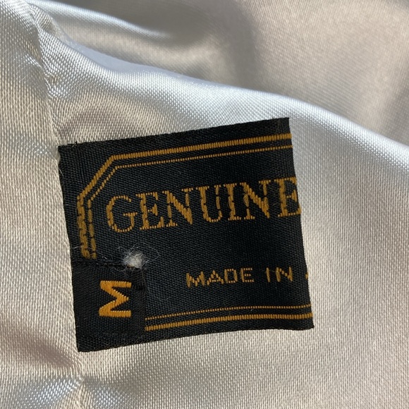 White Leather and silver grommet size medium jacket. Made in Argentina - Picture 8 of 11